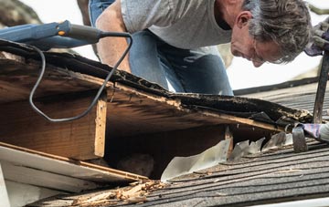 common causes of Hood Green fascia damage